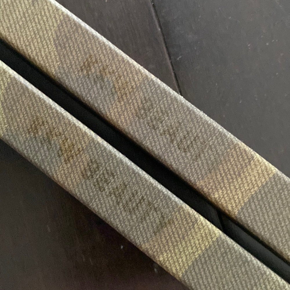 KKW Eye crayon new color Disguise